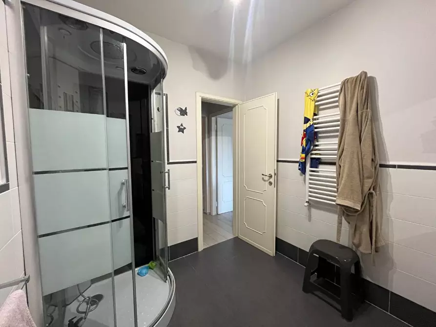 Immagine 28 di Villetta a schiera in vendita  a Seravezza