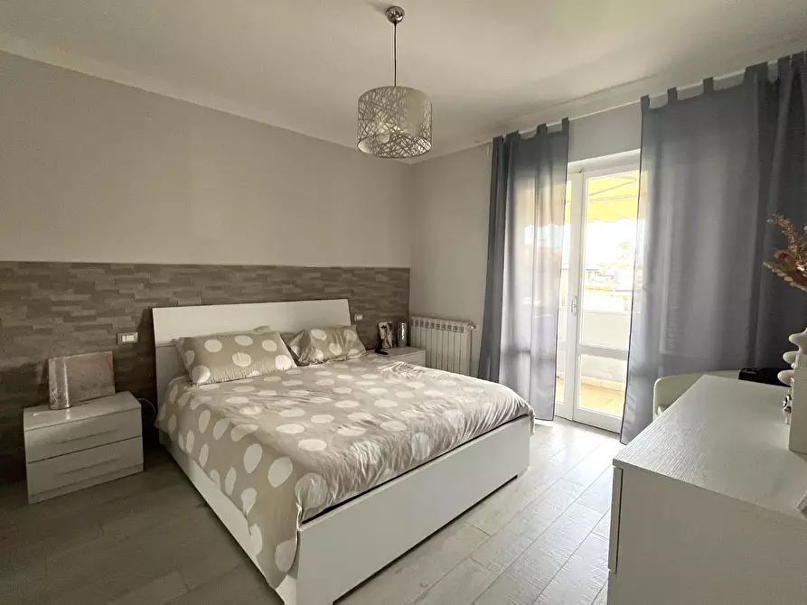 Immagine 6 di Villetta a schiera in vendita  a Seravezza