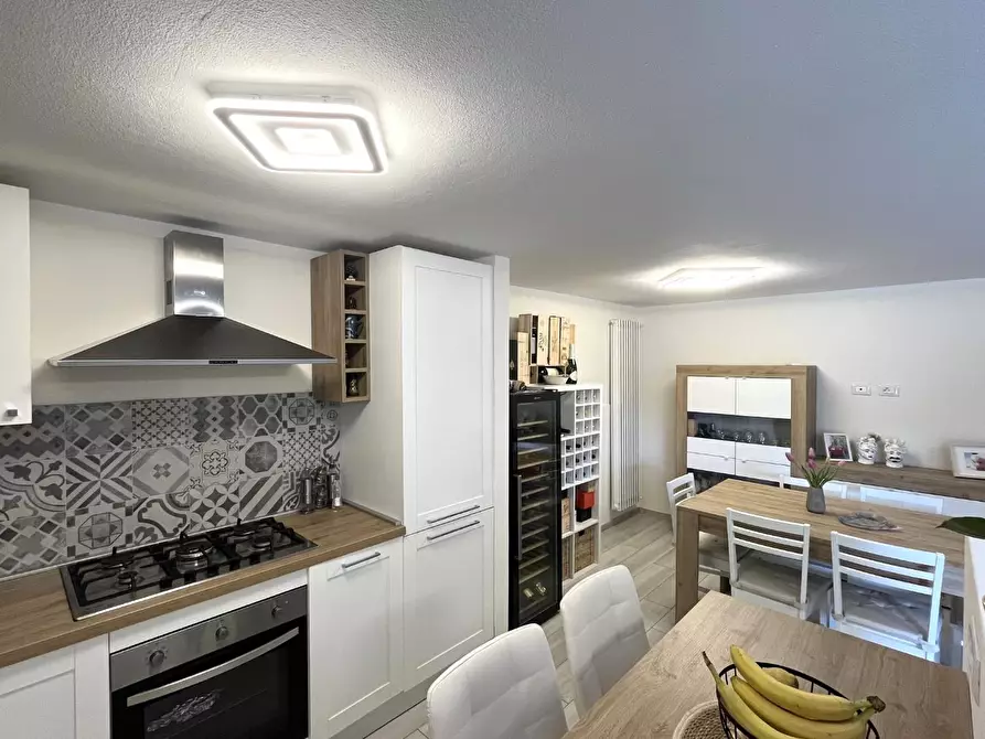 Immagine 22 di Villetta a schiera in vendita  a Seravezza