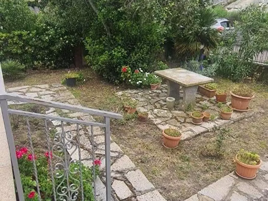Immagine 2 di Villa in vendita  a Campo Nell'elba