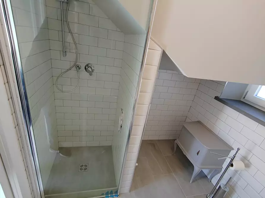 Immagine 33 di Casa indipendente in affitto  a Pietrasanta