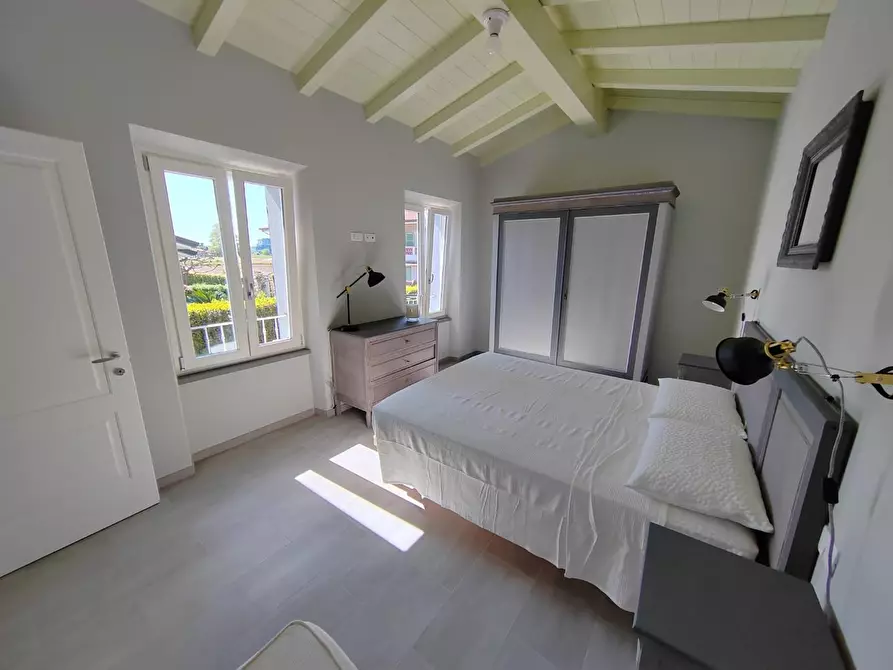 Immagine 23 di Casa indipendente in affitto  a Pietrasanta