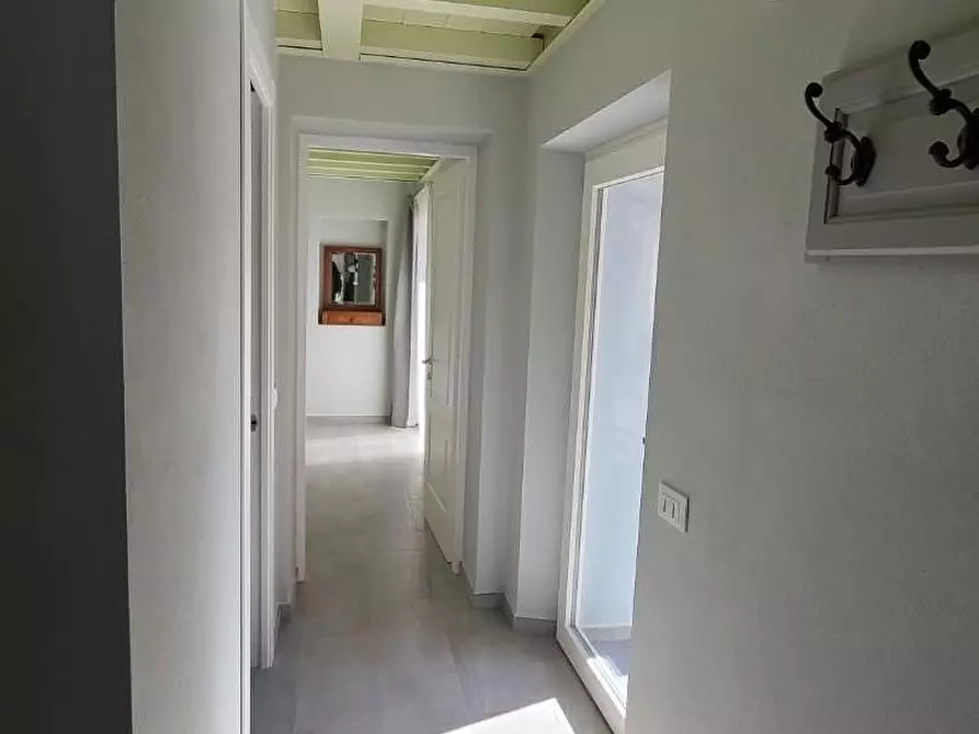 Immagine 34 di Casa indipendente in affitto  a Pietrasanta