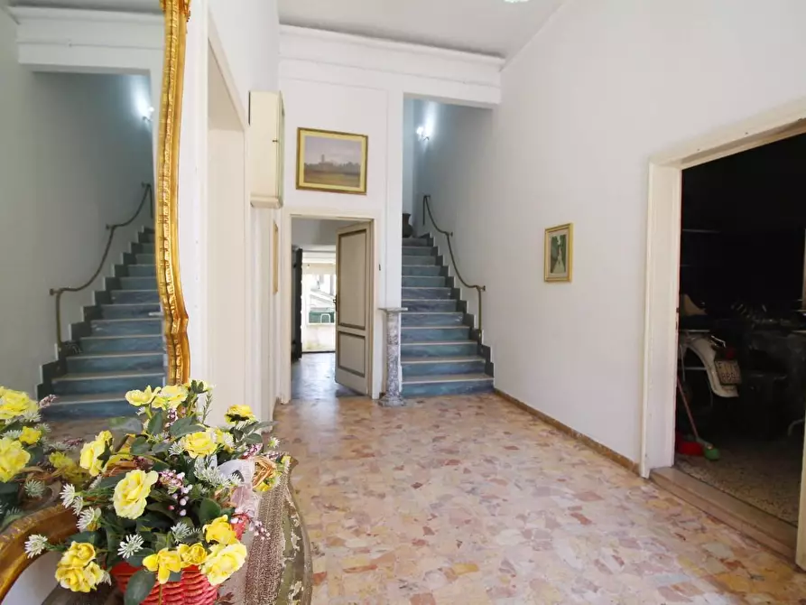 Immagine 30 di Villa in vendita  a Vinci