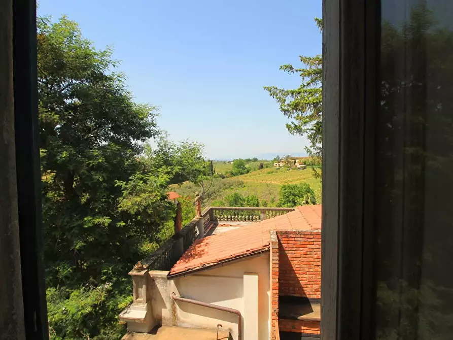 Immagine 31 di Villa in vendita  a Vinci