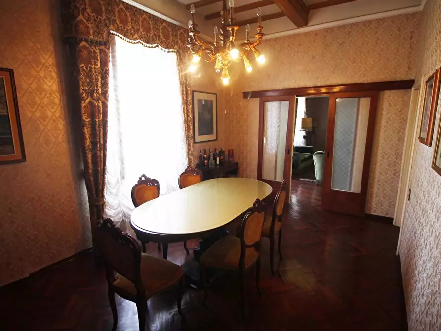 Immagine 11 di Villa in vendita  a Vinci