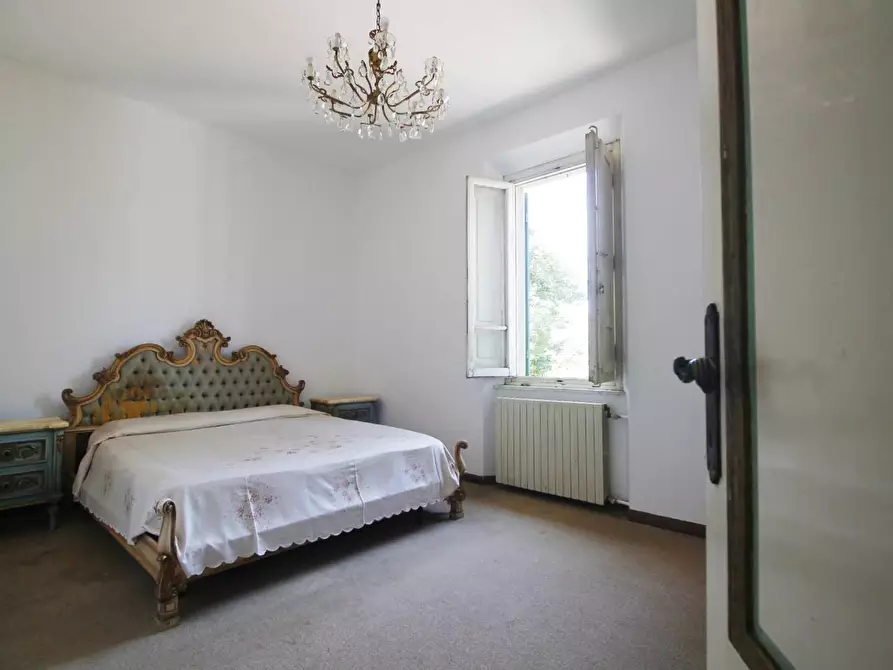 Immagine 14 di Villa in vendita  a Vinci