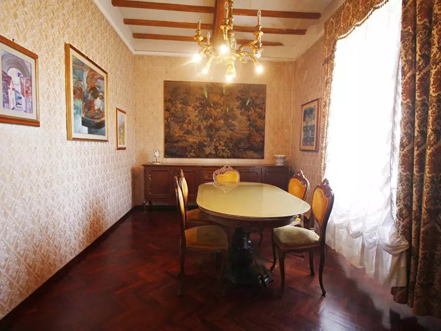 Immagine 10 di Villa in vendita  a Vinci