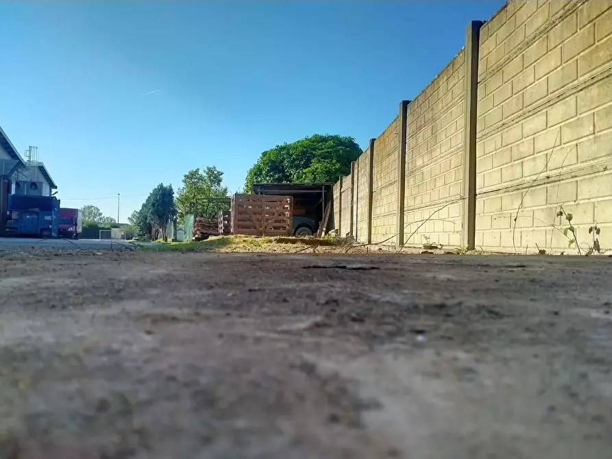 Immagine 7 di Attività artigianale in vendita  a Empoli