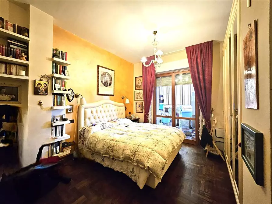 Immagine 20 di Appartamento in vendita  a Massa