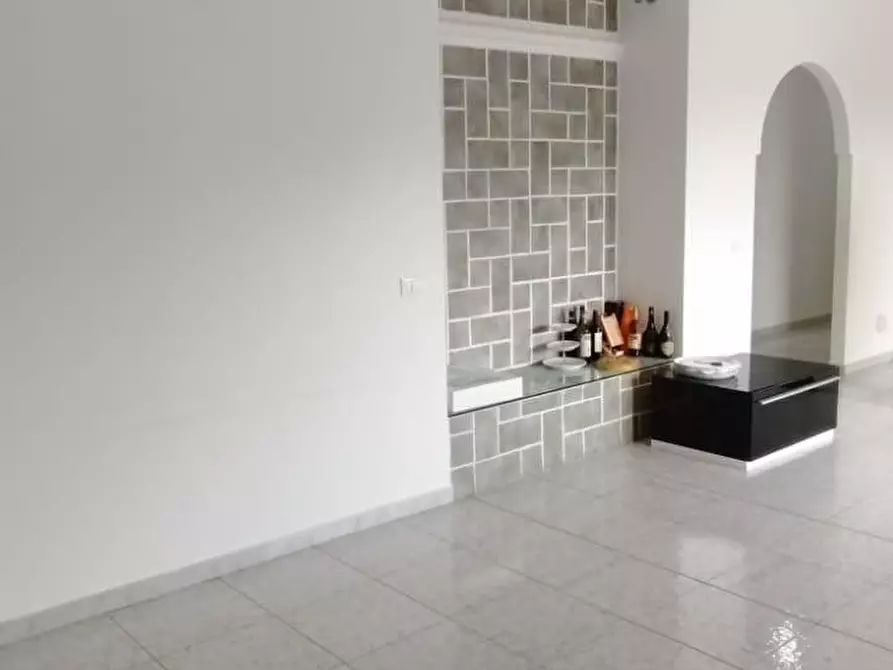 Immagine 12 di Appartamento in vendita  a Massa