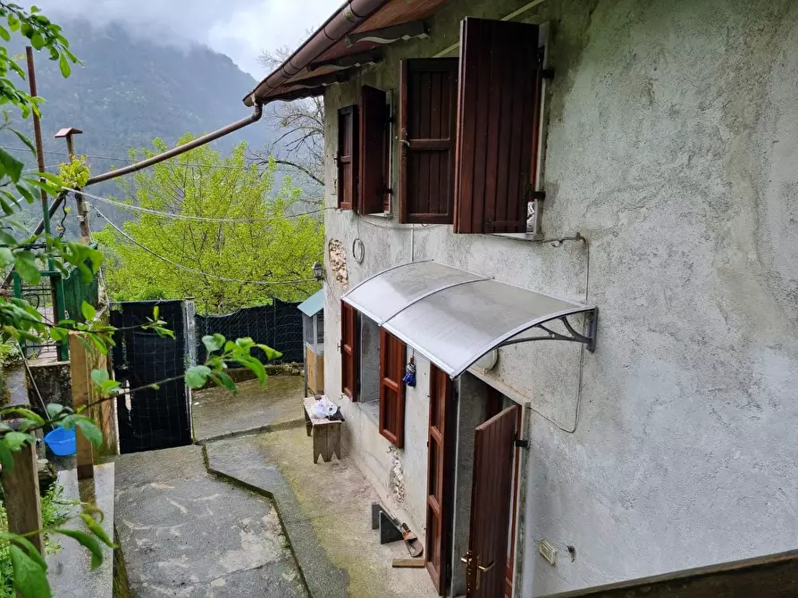 Immagine 8 di Casa indipendente in vendita  a Massa