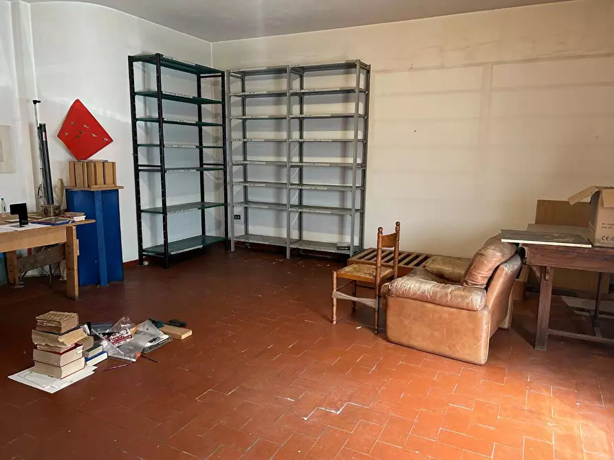 Immagine 17 di Appartamento in vendita  a Empoli