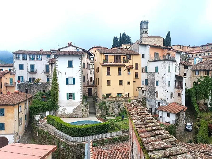 Immagine 29 di Mansarda in vendita  a Barga