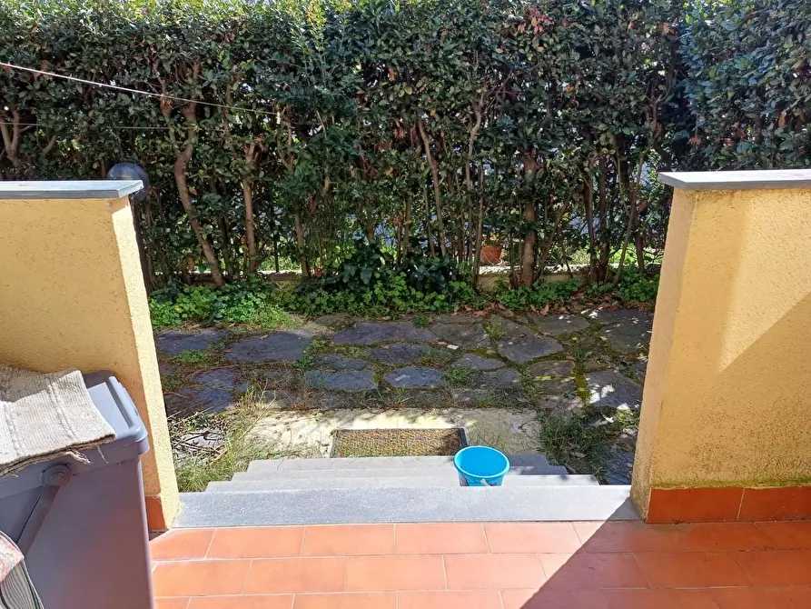 Immagine 14 di Appartamento in vendita  a Massa