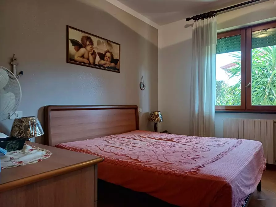 Immagine 9 di Appartamento in vendita  a Massa