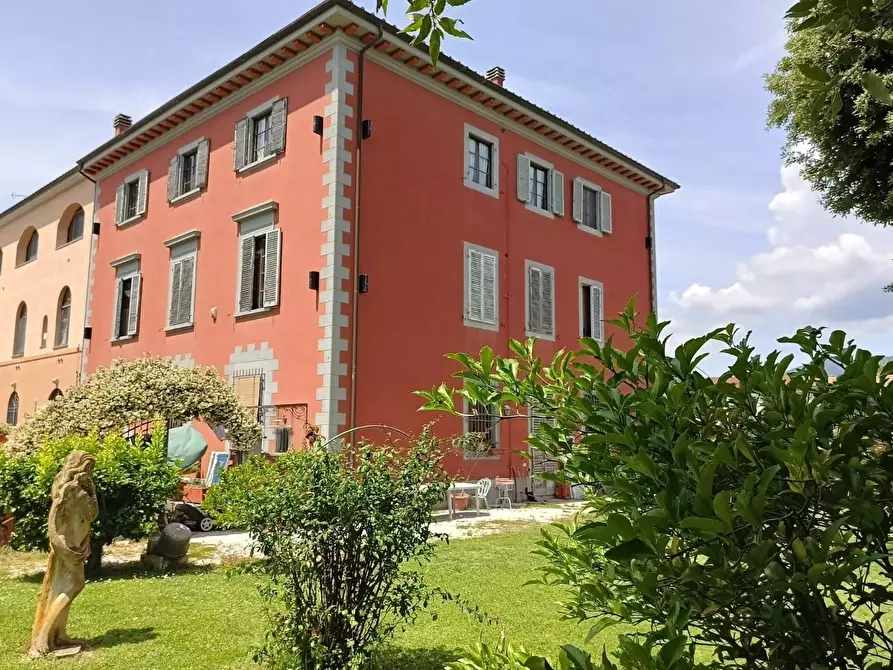 Immagine 21 di Immobile di prestigio in vendita  a Cascina