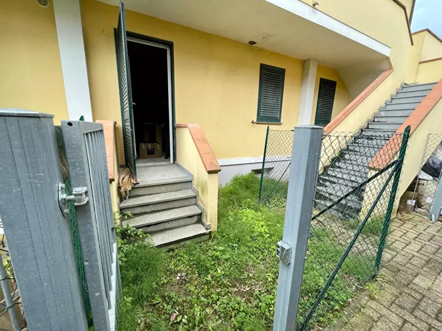 Immagine 11 di Appartamento in vendita  a Massarosa