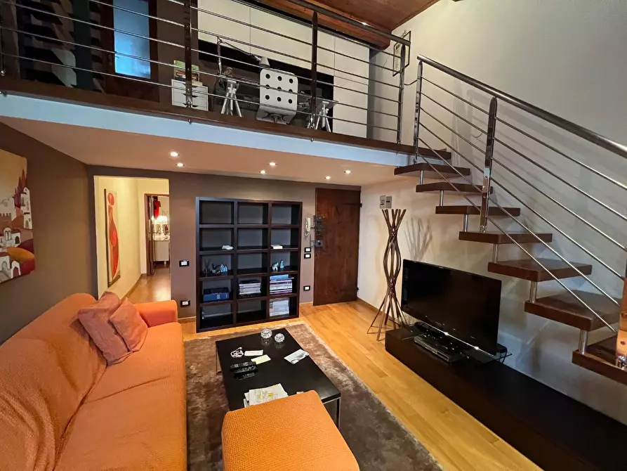 Immagine 2 di Appartamento in affitto  a Firenze