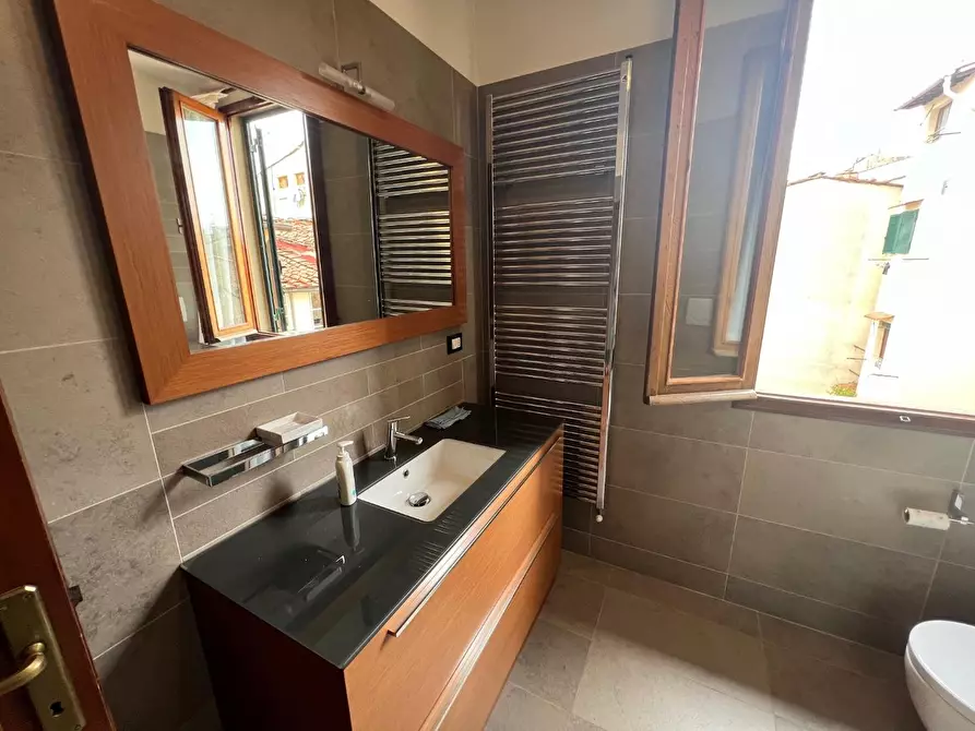 Immagine 22 di Appartamento in affitto  a Firenze