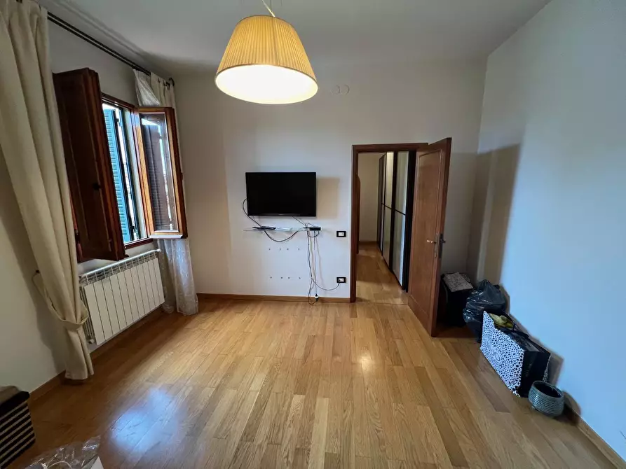 Immagine 28 di Appartamento in affitto  a Firenze