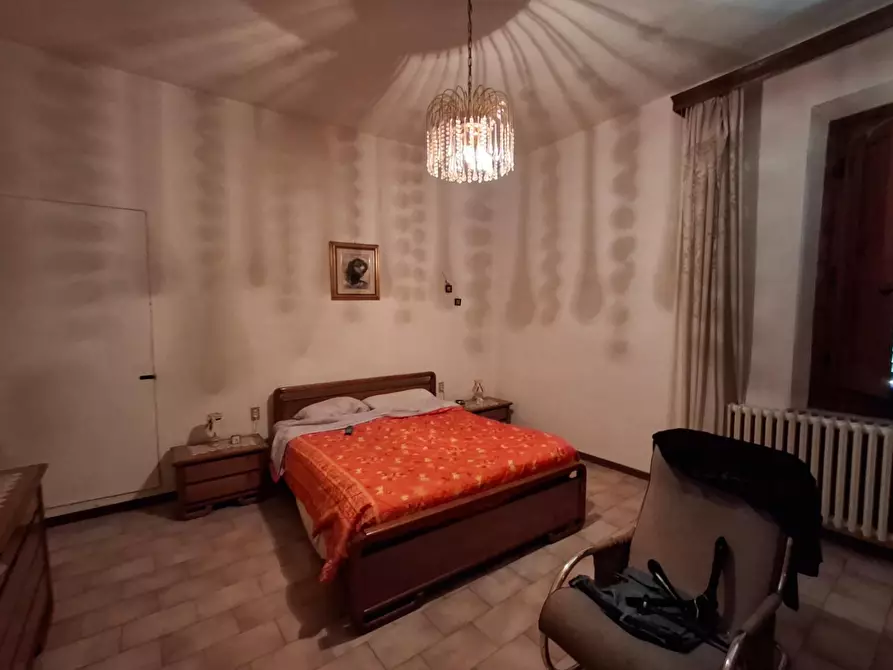 Immagine 25 di Terratetto in vendita  a Capraia E Limite