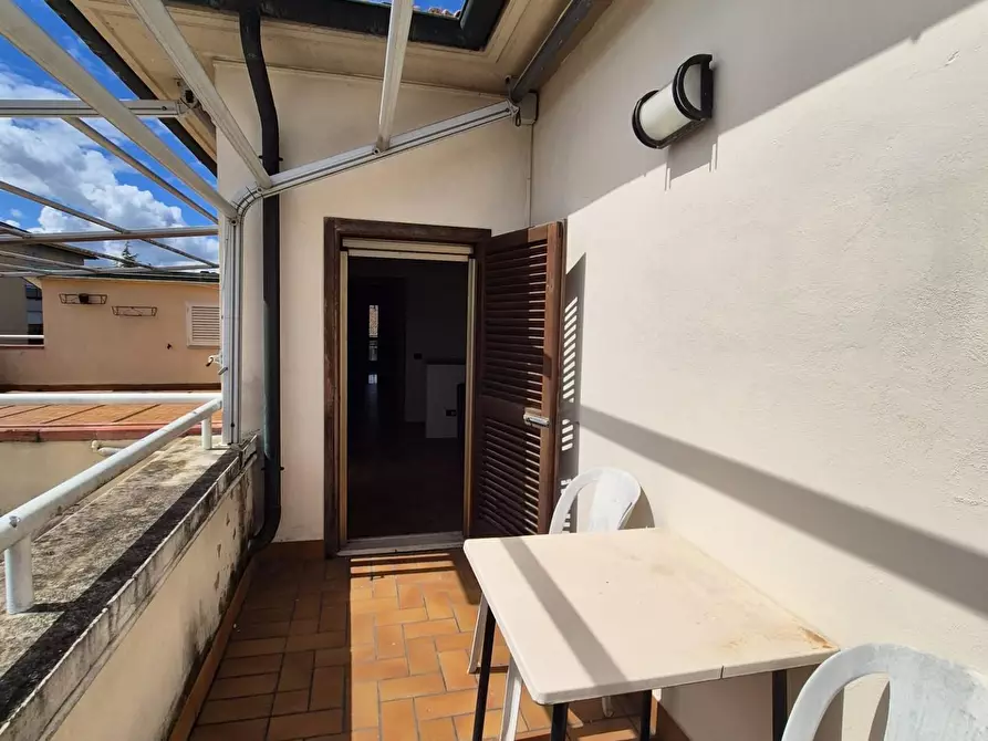 Immagine 10 di Mansarda in vendita  a Santa Croce Sull'arno