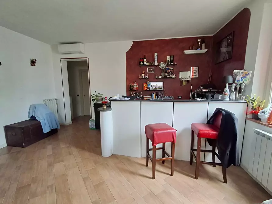 Immagine 3 di Appartamento in vendita  a Capraia E Limite