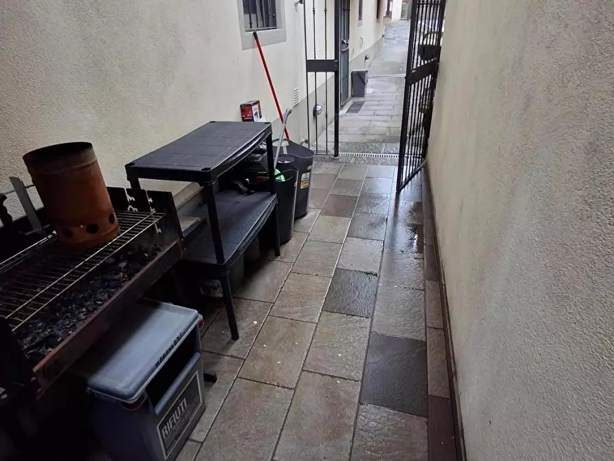 Immagine 17 di Appartamento in vendita  a Capraia E Limite