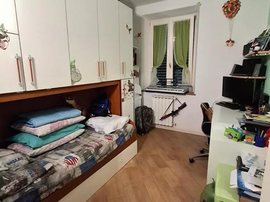 Immagine 12 di Appartamento in vendita  a Capraia E Limite