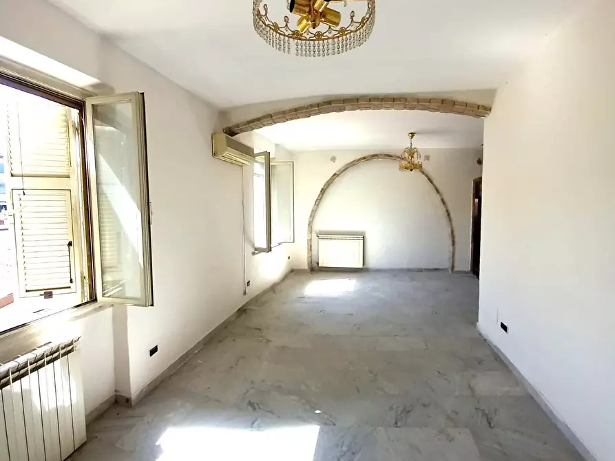 Immagine 4 di Appartamento in vendita  a Carrara