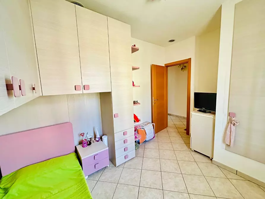 Immagine 27 di Villa in vendita  a Empoli