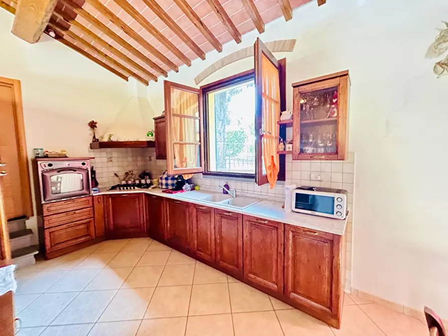 Immagine 7 di Villa in vendita  a Empoli