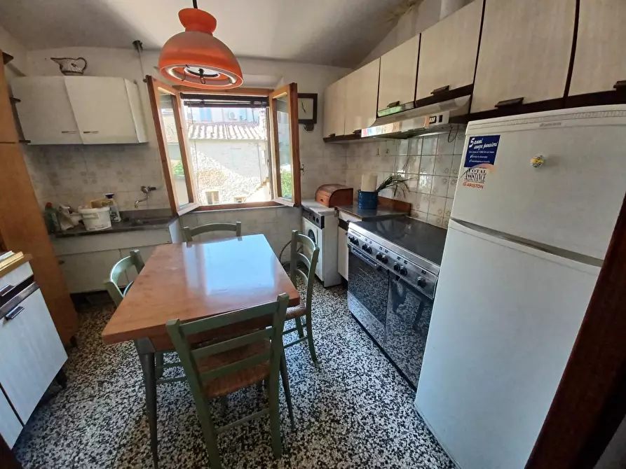 Immagine 9 di Appartamento in vendita  a Colle Di Val D'elsa