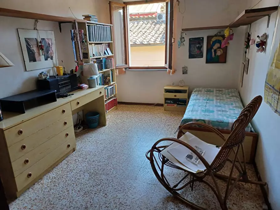 Immagine 15 di Appartamento in vendita  a Colle Di Val D'elsa