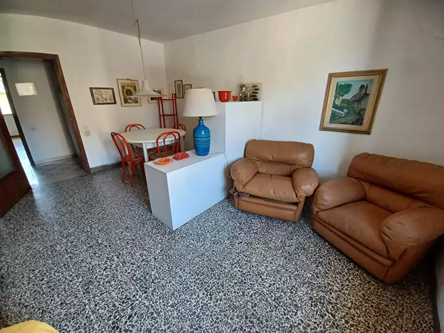 Immagine 3 di Appartamento in vendita  a Colle Di Val D'elsa