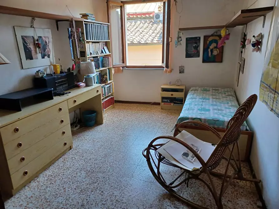 Immagine 13 di Appartamento in vendita  a Colle Di Val D'elsa