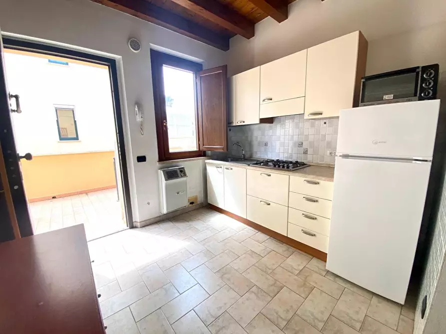 Immagine 9 di Appartamento in vendita  a San Vincenzo