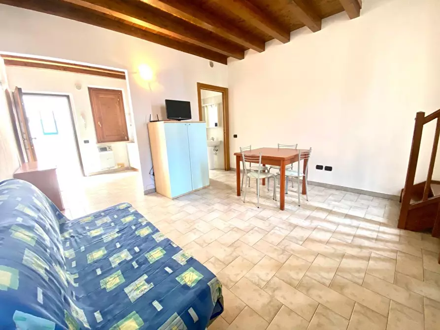 Immagine 8 di Appartamento in vendita  a San Vincenzo