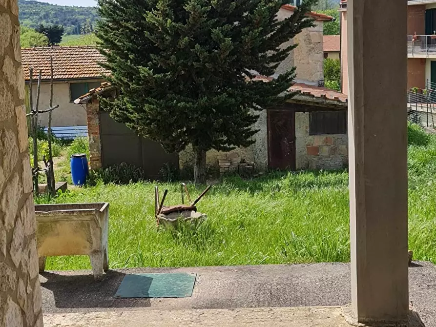 Immagine 5 di Villa in vendita  a San Gimignano