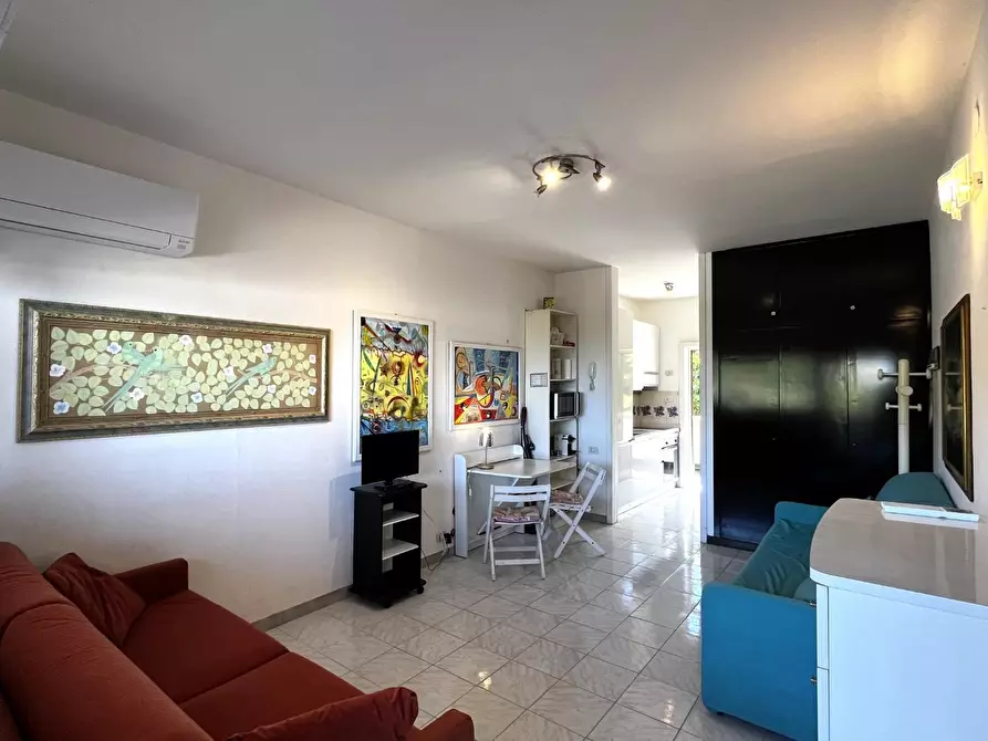 Immagine 18 di Appartamento in vendita  a Livorno