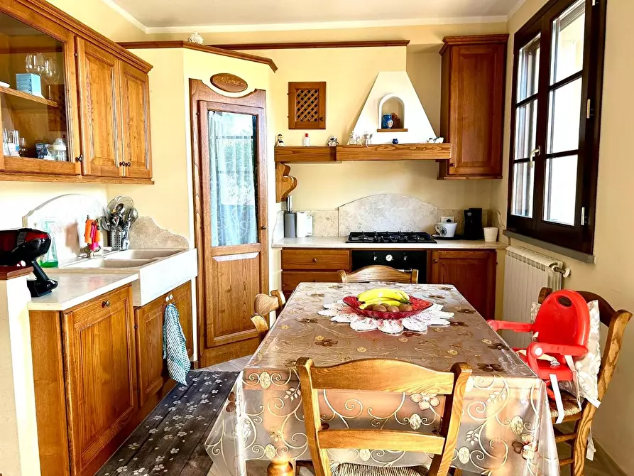 Immagine 4 di Villetta a schiera in vendita  a Crespina Lorenzana