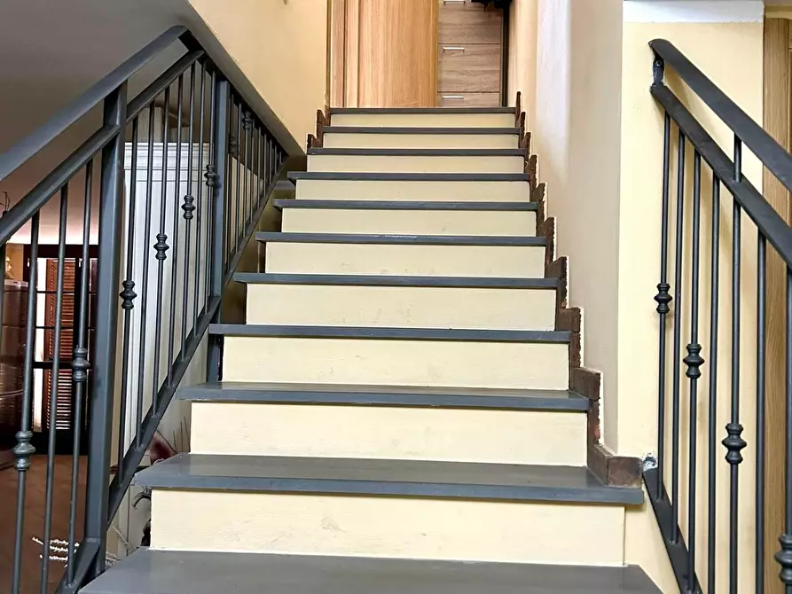 Immagine 6 di Villetta a schiera in vendita  a Crespina Lorenzana