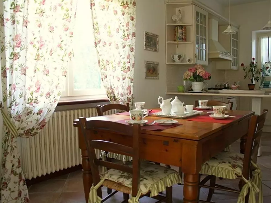 Immagine 10 di Casa indipendente in vendita  a Pietrasanta