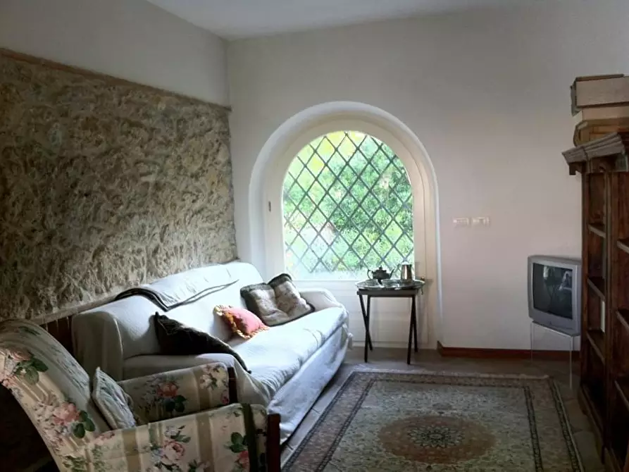 Immagine 13 di Casa indipendente in vendita  a Pietrasanta