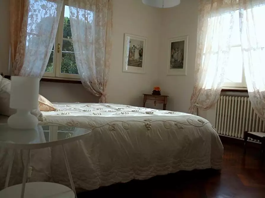 Immagine 17 di Casa indipendente in vendita  a Pietrasanta