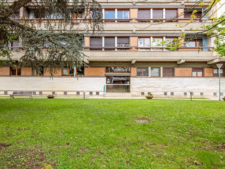 Immagine 39 di Appartamento in vendita  a Pisa