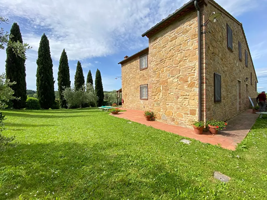 Immagine 11 di Casa colonica in vendita  a Montaione