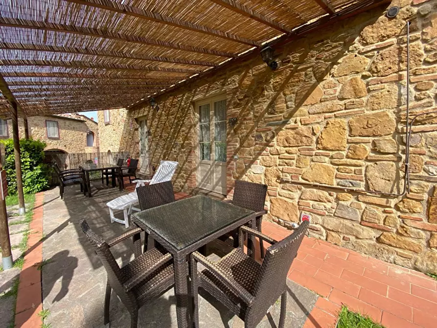 Immagine 53 di Casa colonica in vendita  a Montaione