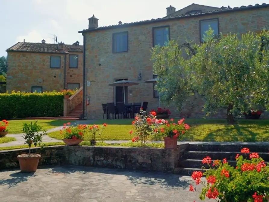 Immagine 26 di Casa colonica in vendita  a Montaione